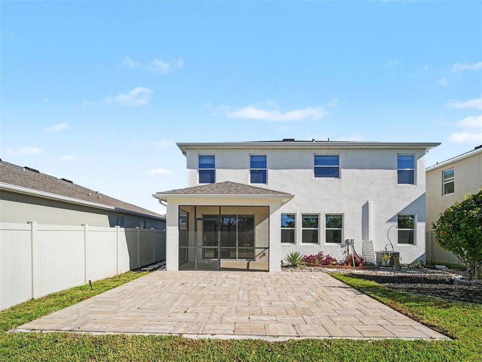 En Venta: $635,000 (4 camas, 3 baños, 2826 Pies cuadrados)