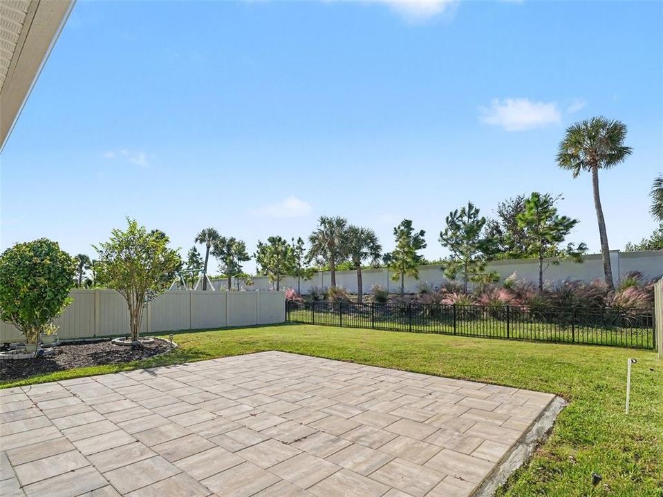 En Venta: $635,000 (4 camas, 3 baños, 2826 Pies cuadrados)