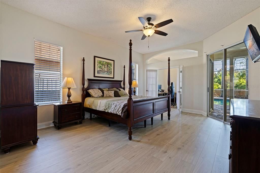 For Sale: $850,000 (4 beds, 3 baths, 2619 Square Feet)