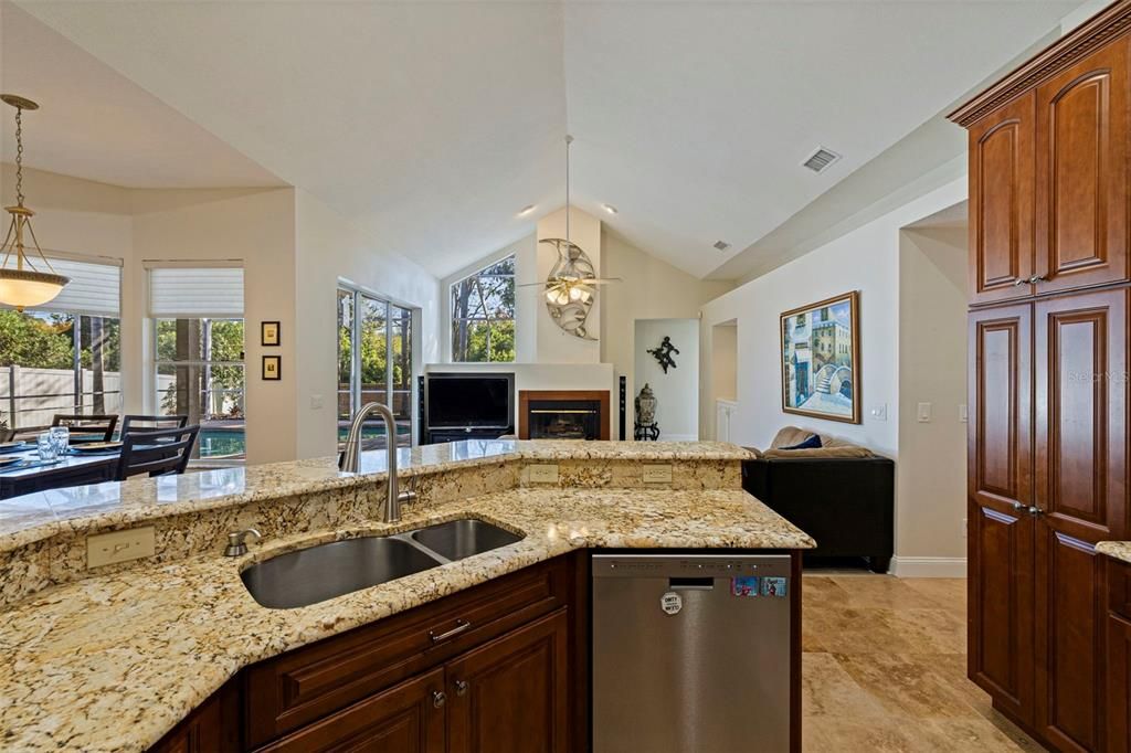 For Sale: $850,000 (4 beds, 3 baths, 2619 Square Feet)