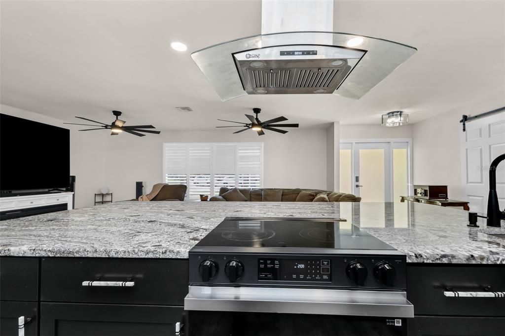 En Venta: $599,000 (3 camas, 2 baños, 2184 Pies cuadrados)