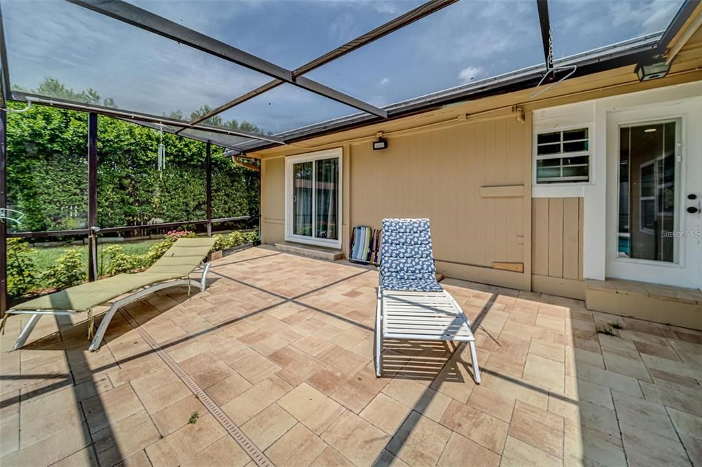For Sale: $752,000 (6 beds, 0 baths, 3391 Square Feet)