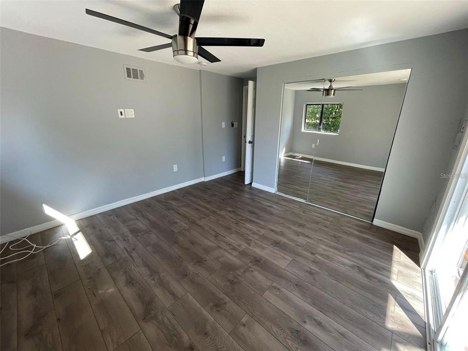 For Sale: $752,000 (6 beds, 0 baths, 3391 Square Feet)