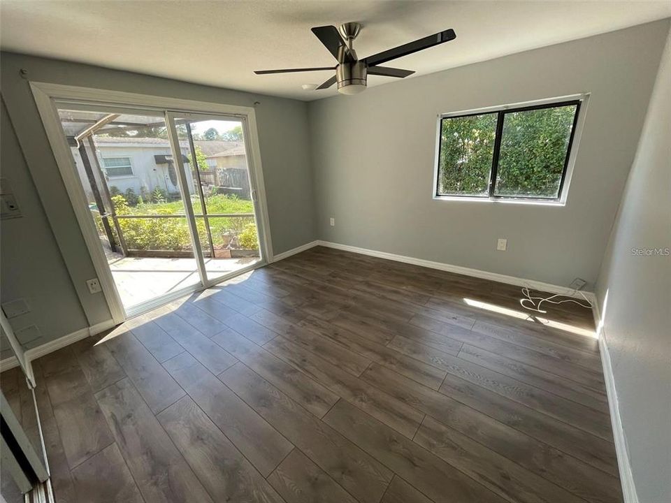 For Sale: $752,000 (6 beds, 0 baths, 3391 Square Feet)