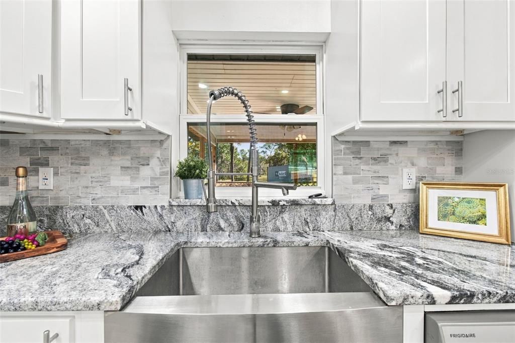 En Venta: $499,900 (5 camas, 3 baños, 2128 Pies cuadrados)