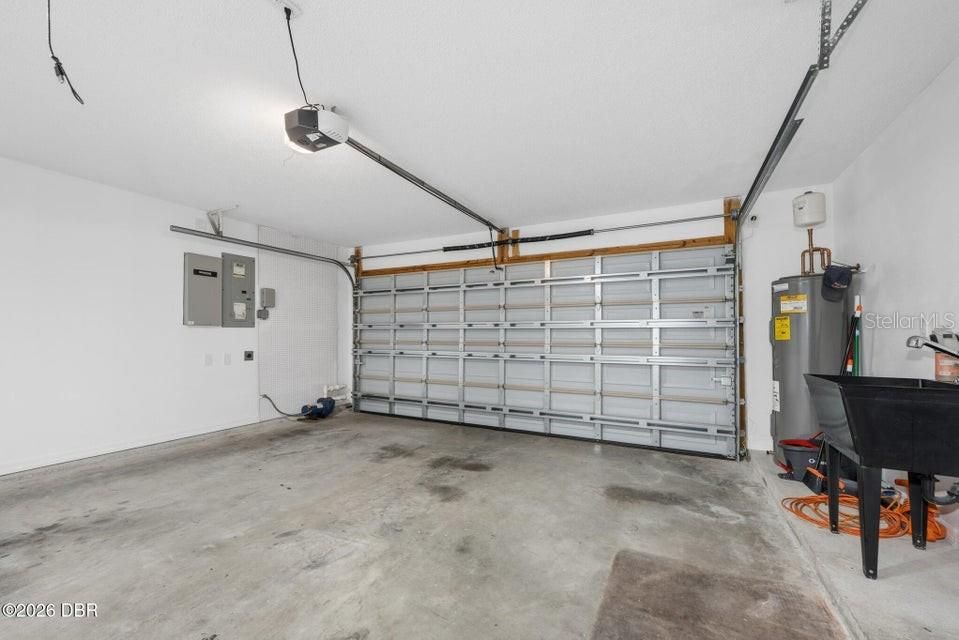 На продажу: $389,900 (3 спален, 2 ванн, 1632 Квадратных фут)