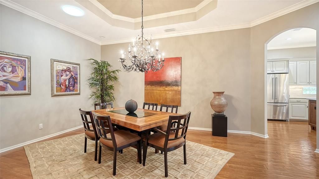 En Venta: $899,900 (3 camas, 3 baños, 2841 Pies cuadrados)