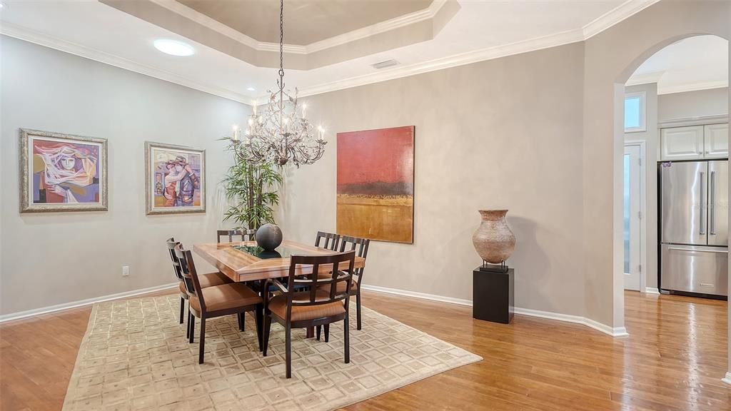 En Venta: $899,900 (3 camas, 3 baños, 2841 Pies cuadrados)