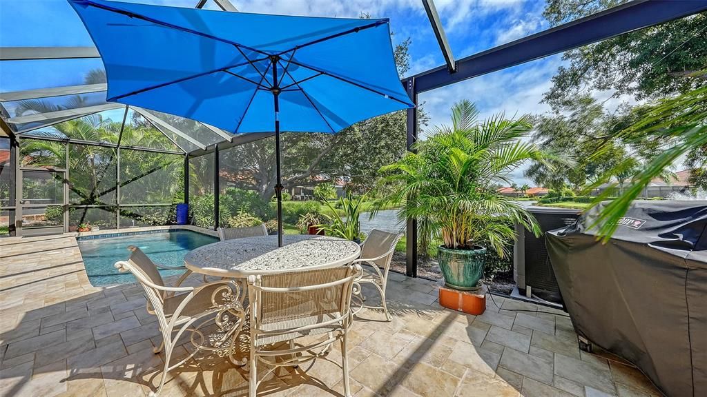 En Venta: $899,900 (3 camas, 3 baños, 2841 Pies cuadrados)