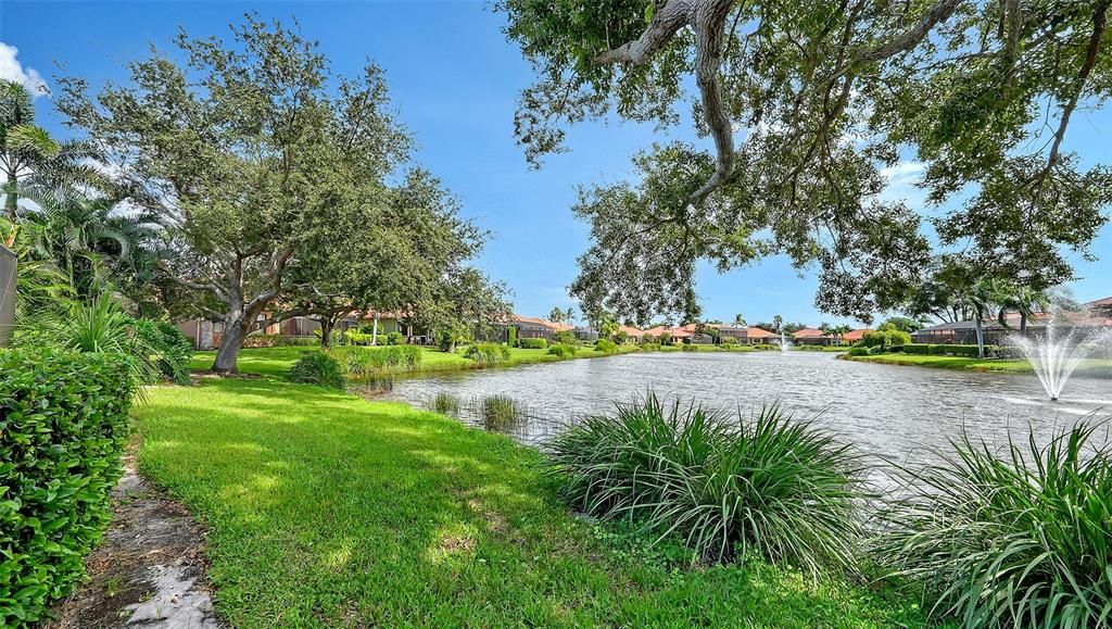 En Venta: $899,900 (3 camas, 3 baños, 2841 Pies cuadrados)