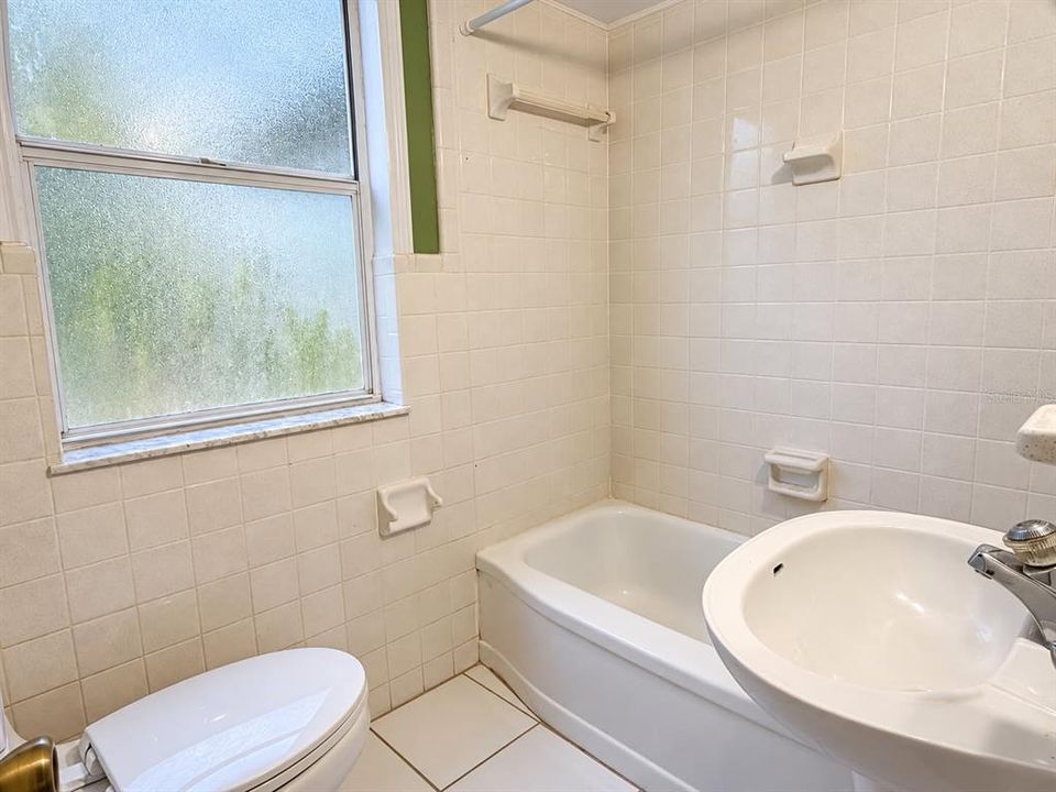 En Venta: $269,000 (3 camas, 2 baños, 1197 Pies cuadrados)