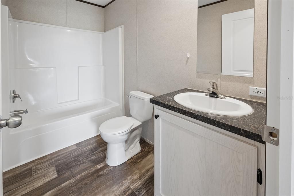 For Sale: $300,000 (4 beds, 2 baths, 1512 Square Feet)