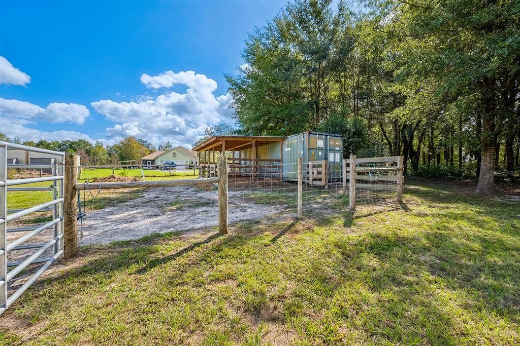 For Sale: $300,000 (4 beds, 2 baths, 1512 Square Feet)