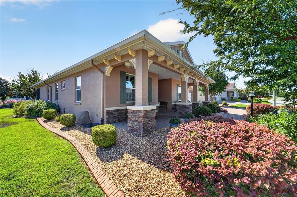 For Sale: $469,400 (3 beds, 3 baths, 2194 Square Feet)
