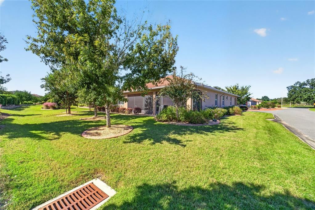 For Sale: $469,400 (3 beds, 3 baths, 2194 Square Feet)