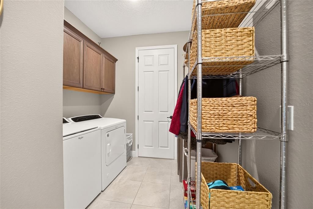 For Sale: $469,400 (3 beds, 3 baths, 2194 Square Feet)
