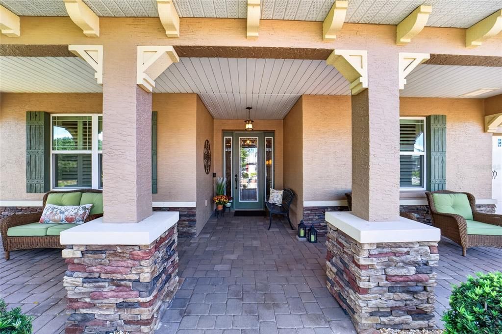 For Sale: $469,400 (3 beds, 3 baths, 2194 Square Feet)