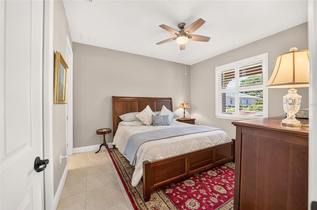 For Sale: $469,400 (3 beds, 3 baths, 2194 Square Feet)
