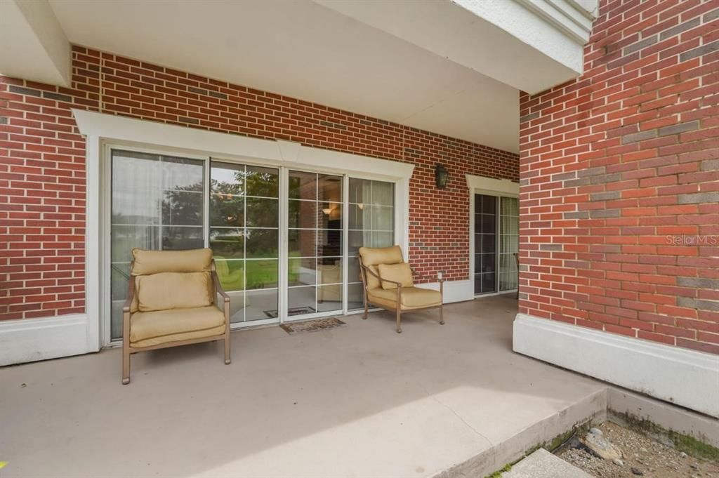 En Venta: $379,000 (3 camas, 3 baños, 1630 Pies cuadrados)