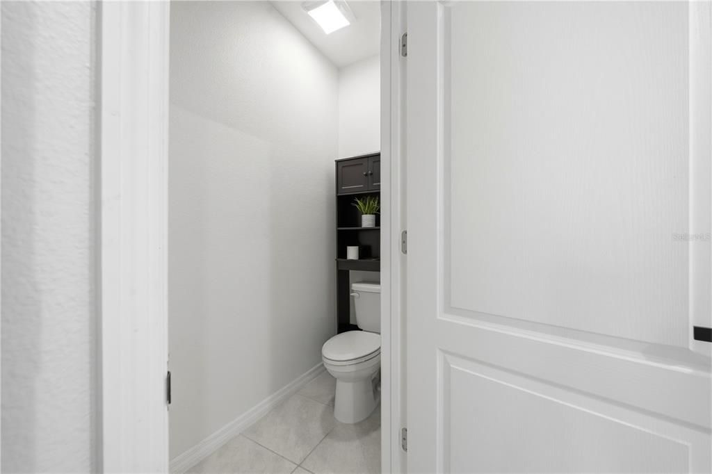 For Rent: $2,250 (3 beds, 2 baths, 1645 Square Feet)