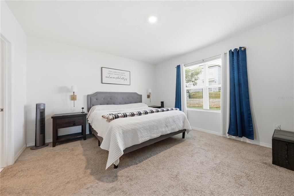 For Rent: $2,250 (3 beds, 2 baths, 1645 Square Feet)