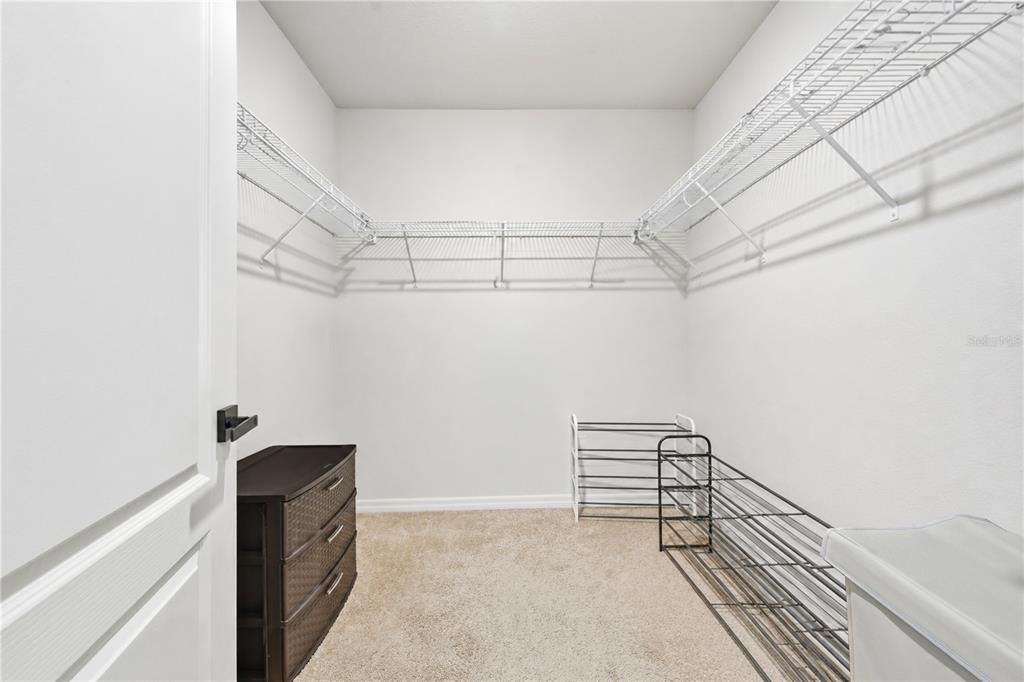 For Rent: $2,250 (3 beds, 2 baths, 1645 Square Feet)