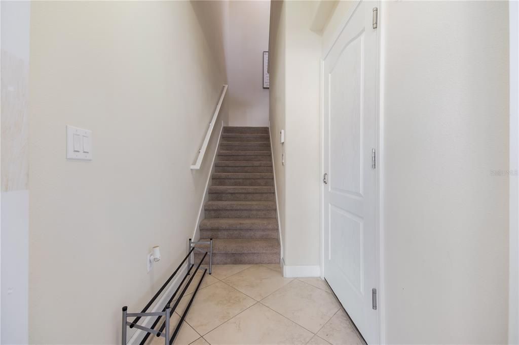 En Venta: $334,900 (3 camas, 2 baños, 1854 Pies cuadrados)