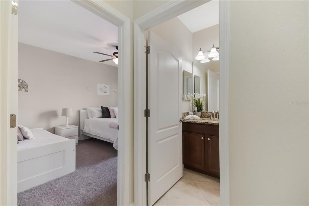 En Venta: $334,900 (3 camas, 2 baños, 1854 Pies cuadrados)