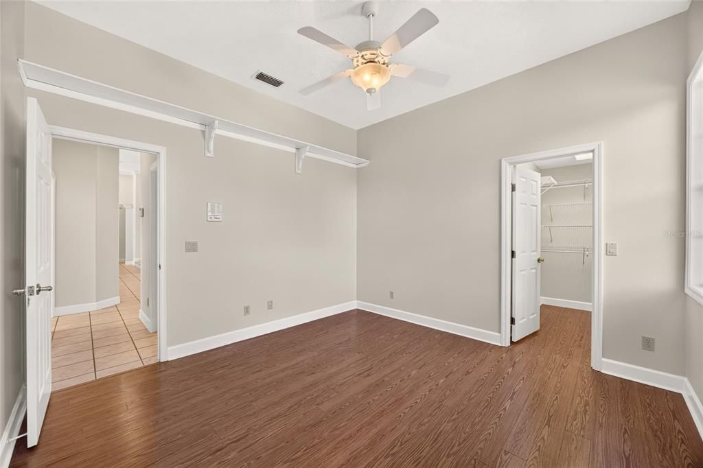 For Sale: $599,900 (4 beds, 3 baths, 3588 Square Feet)
