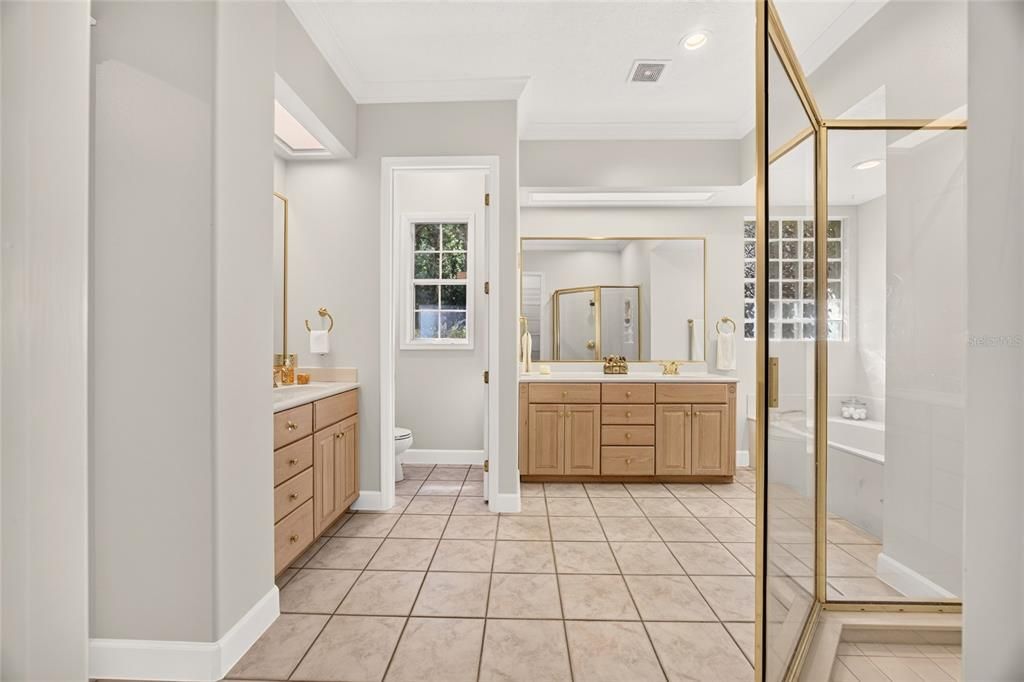 For Sale: $599,900 (4 beds, 3 baths, 3588 Square Feet)
