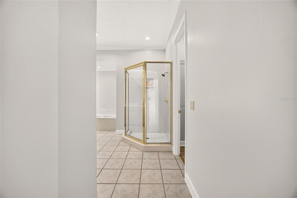 For Sale: $599,900 (4 beds, 3 baths, 3588 Square Feet)