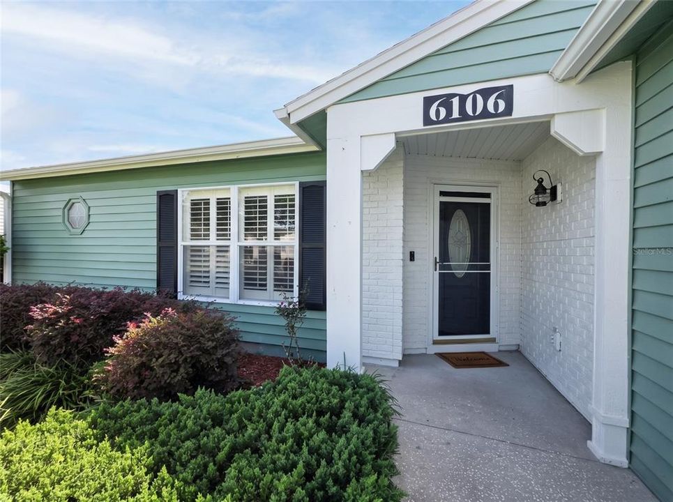 For Sale: $260,000 (2 beds, 2 baths, 1306 Square Feet)