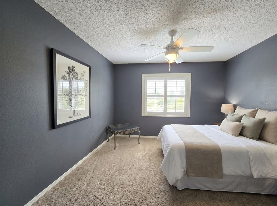 For Sale: $260,000 (2 beds, 2 baths, 1306 Square Feet)