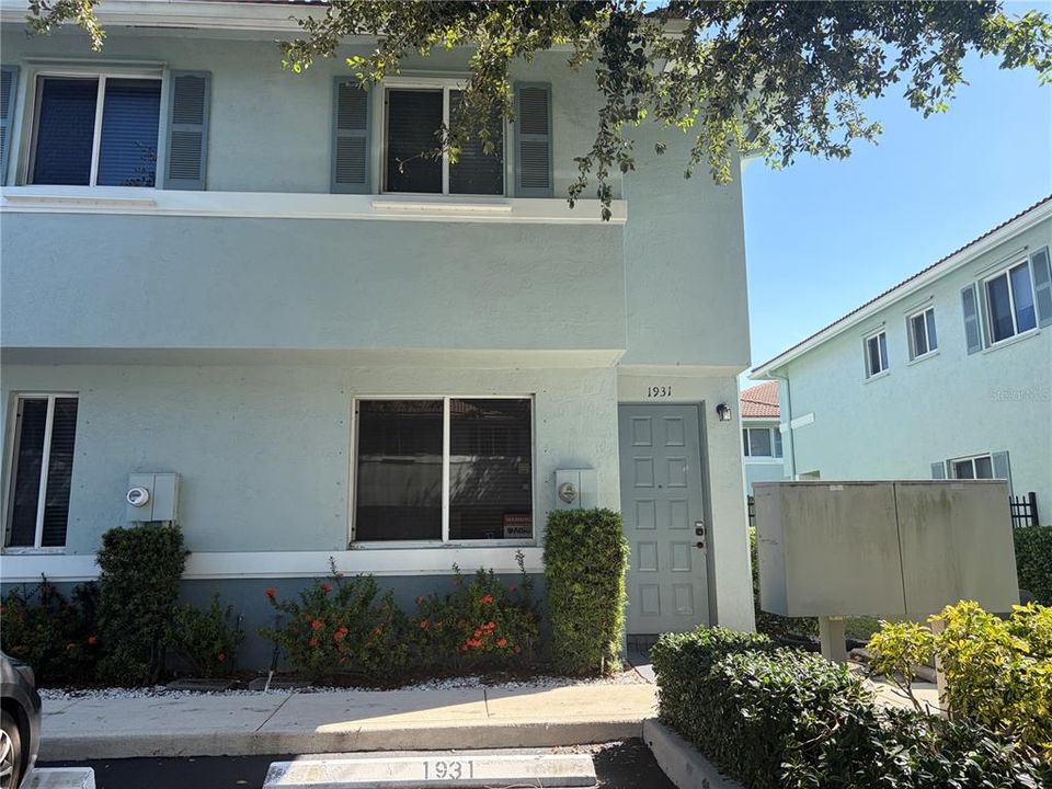 En Venta: $275,000 (3 camas, 2 baños, 1259 Pies cuadrados)