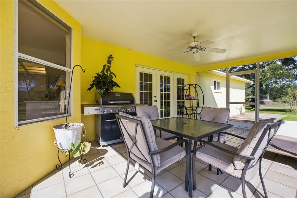 For Sale: $649,999 (3 beds, 2 baths, 2016 Square Feet)