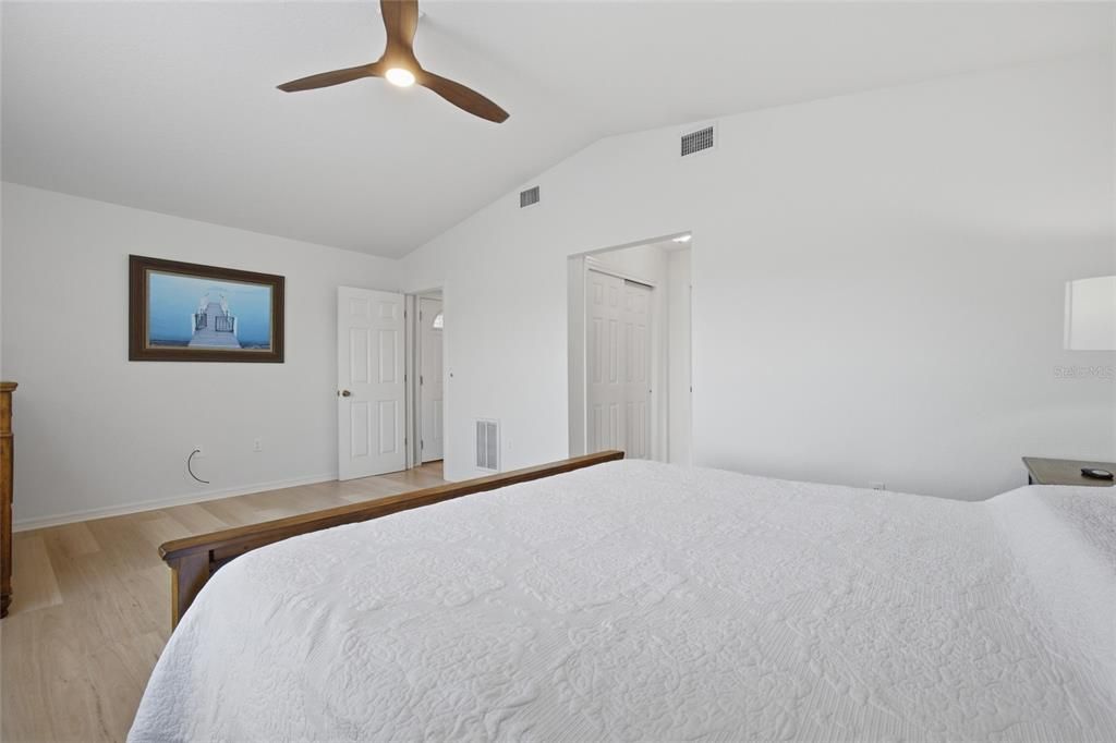 For Sale: $649,999 (3 beds, 2 baths, 2016 Square Feet)