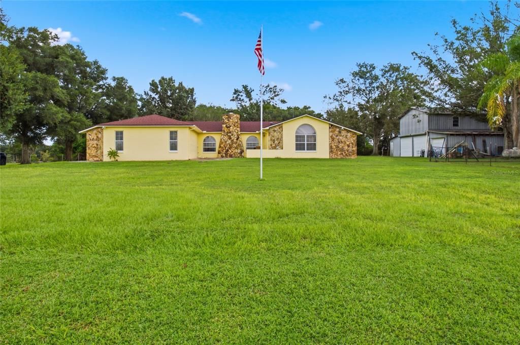 For Sale: $649,999 (3 beds, 2 baths, 2016 Square Feet)