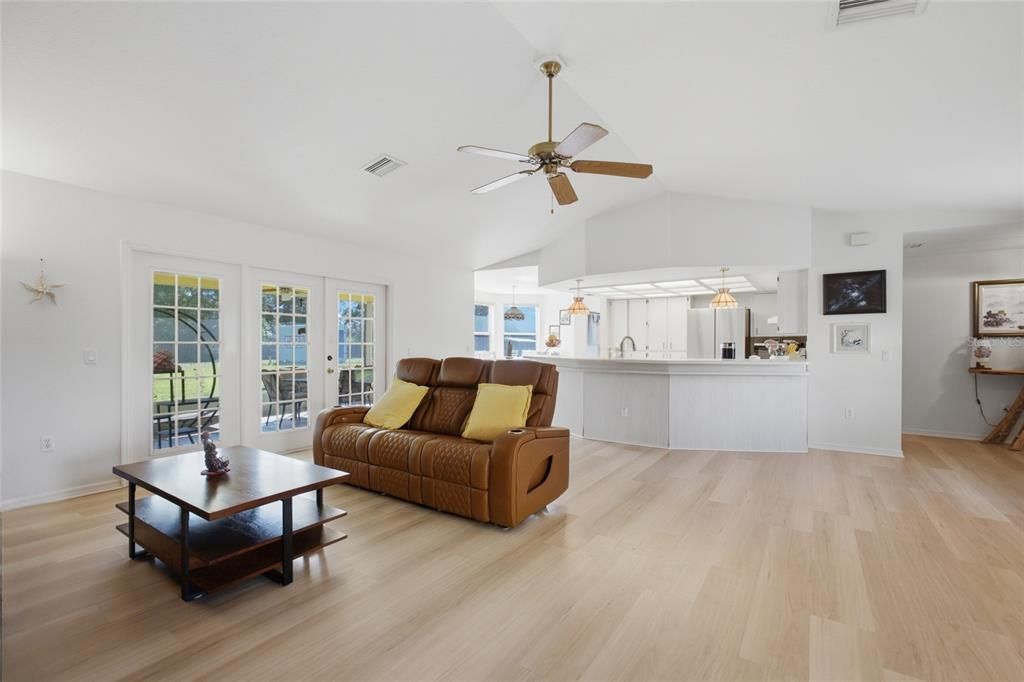 For Sale: $649,999 (3 beds, 2 baths, 2016 Square Feet)