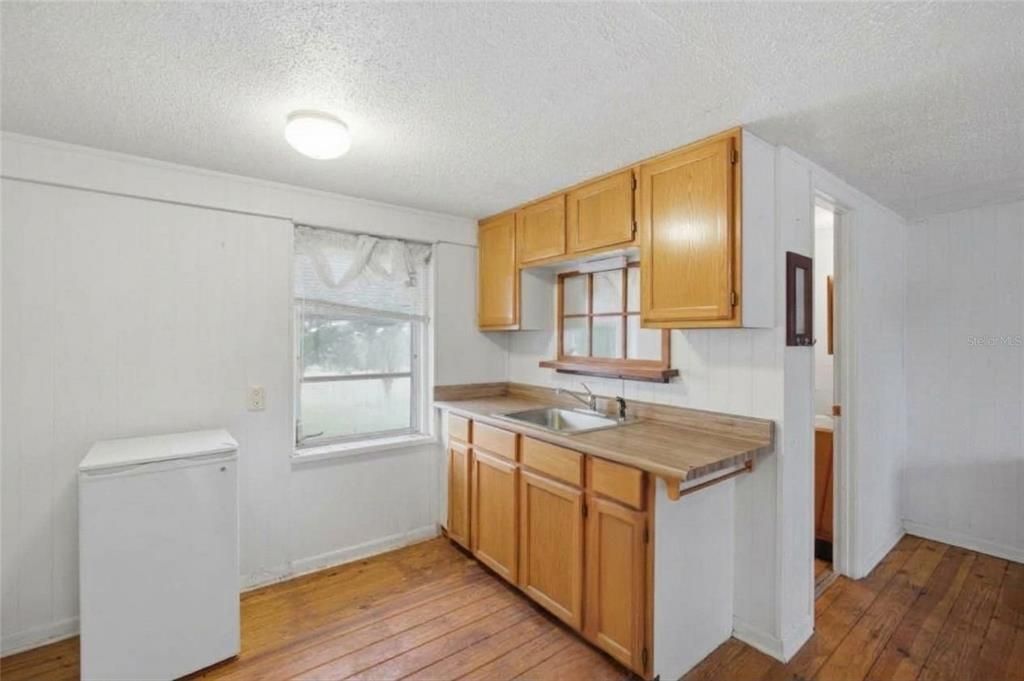 For Sale: $649,999 (3 beds, 2 baths, 2016 Square Feet)