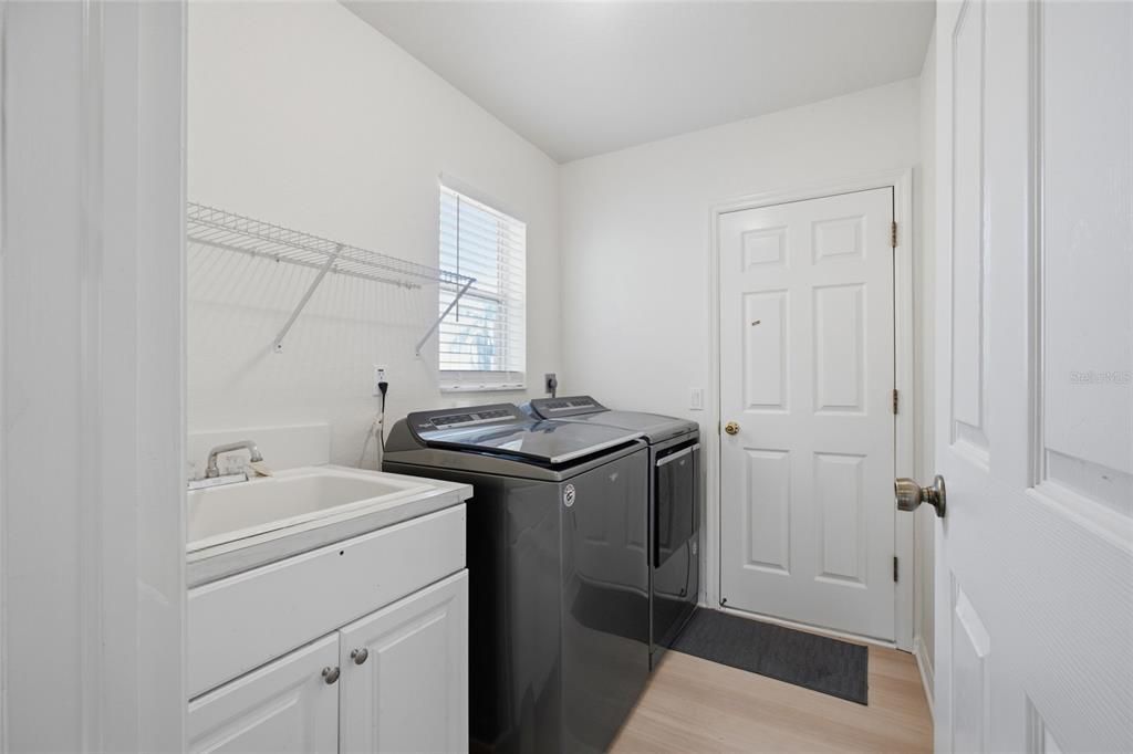 For Sale: $649,999 (3 beds, 2 baths, 2016 Square Feet)