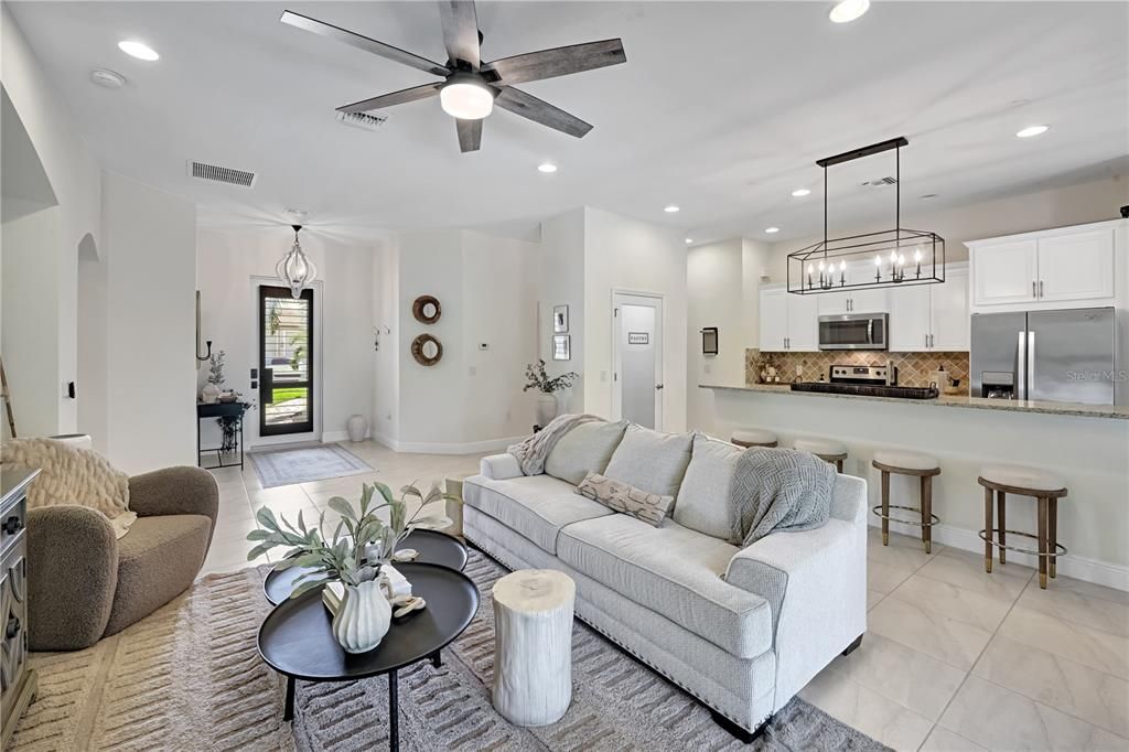 For Sale: $700,000 (4 beds, 3 baths, 2131 Square Feet)