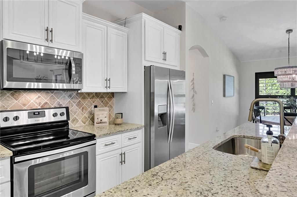 For Sale: $700,000 (4 beds, 3 baths, 2131 Square Feet)