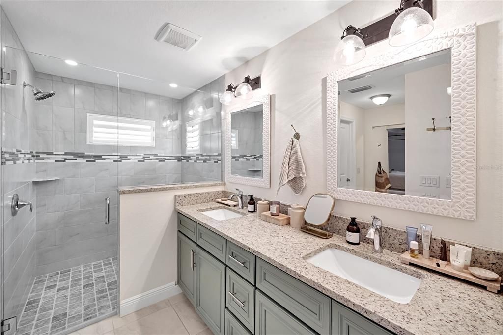 For Sale: $700,000 (4 beds, 3 baths, 2131 Square Feet)
