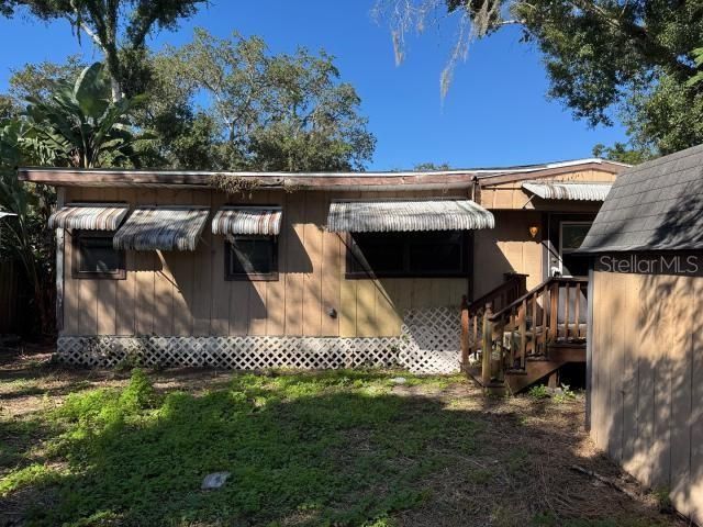 For Sale: $99,900 (2 beds, 2 baths, 552 Square Feet)
