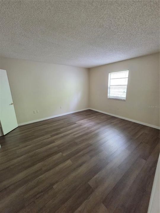 В аренду: $1,600 (3 спален, 2 ванн, 1239 Квадратных фут)