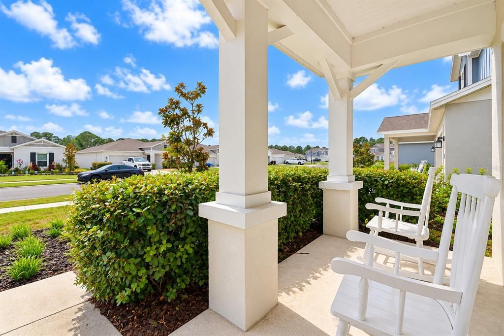 For Sale: $469,000 (5 beds, 3 baths, 2607 Square Feet)