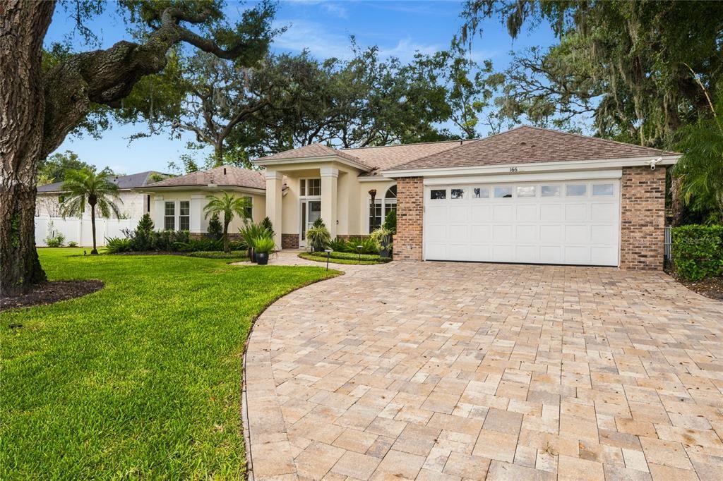 En Venta: $564,777 (3 camas, 2 baños, 2115 Pies cuadrados)