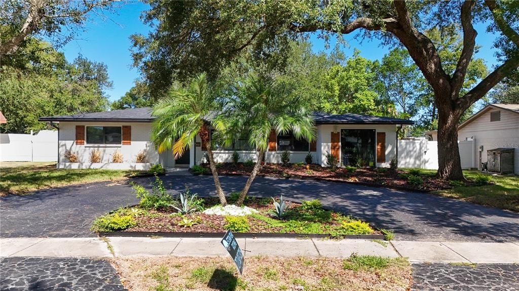 For Sale: $509,000 (4 beds, 3 baths, 1687 Square Feet)