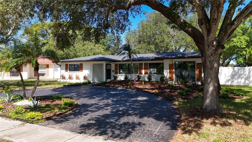For Sale: $509,000 (4 beds, 3 baths, 1687 Square Feet)