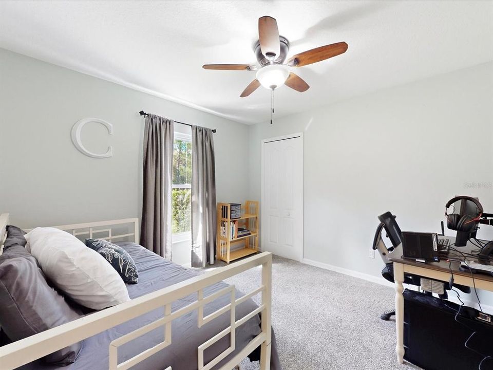 En Venta: $429,900 (3 camas, 2 baños, 1434 Pies cuadrados)